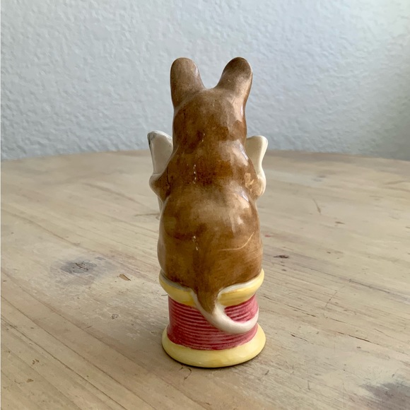 Beatrix Potter’s, Tailor of Gloucester, Figurine, Beswick, England - Picture 4 of 5